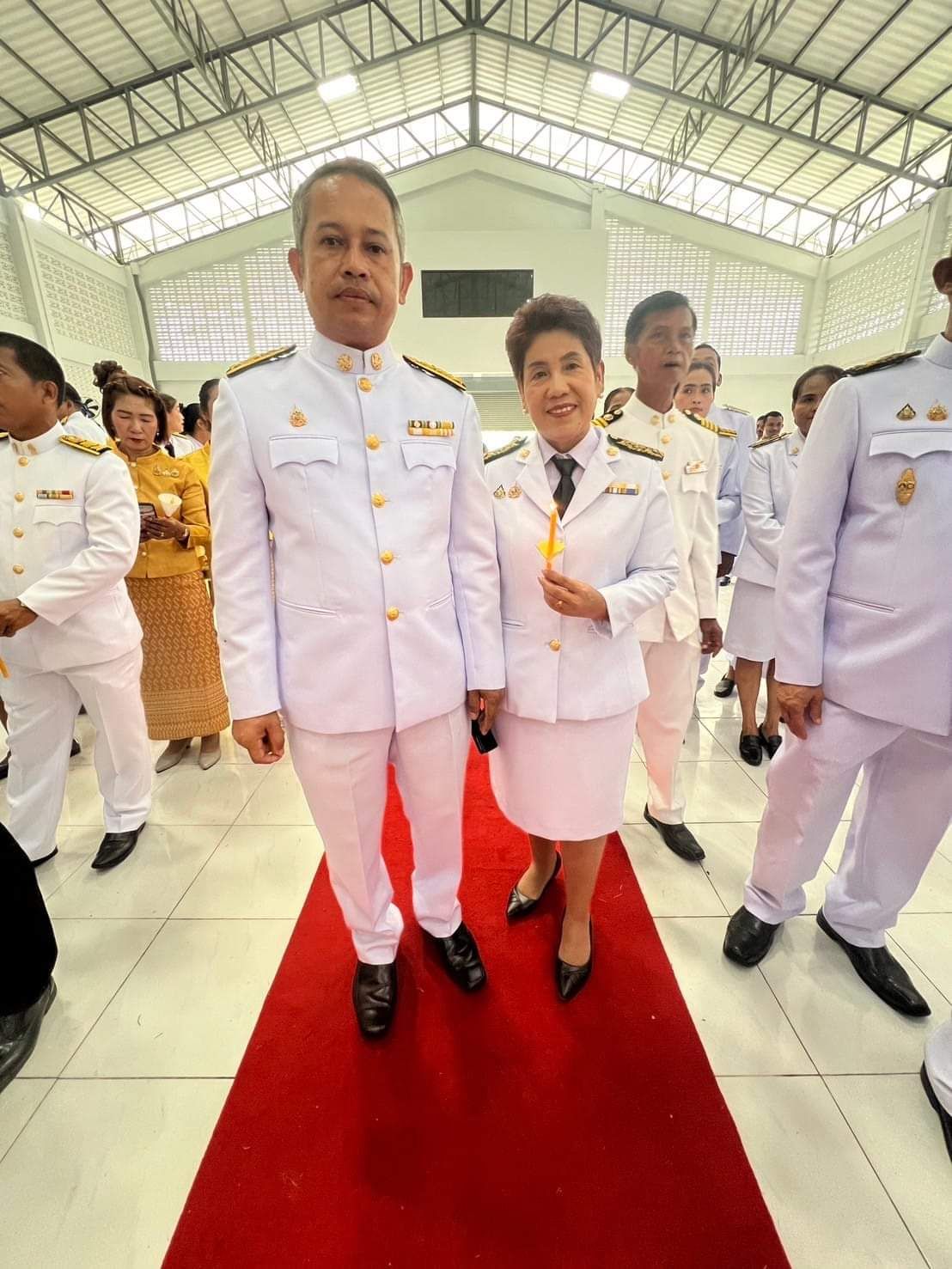 📢📢📢 28/7/67 กิจกรรมเฉลิมพระเกียรติพระบาทสมเด็จพระเจ้าอยู่หัวเนื่องในโอกาส วันเฉลิมพระชนมพรรษา 
พระบาทสมเด็จพระเจ้าอยู่หัว ๒๘ กรกฎาคม ๒๕๖๗
       ด้วยเกล้าด้วยกระหม่อม
ข้าพระพุทธเจ้า คณะผู้บริหาร สมาชิกสภา ข้าราชการ และพนักงาน องค์การบริหารส่วนตำบลบ้านนิคม
🙏🏻ทรงพระเจริญ🙏🏻
